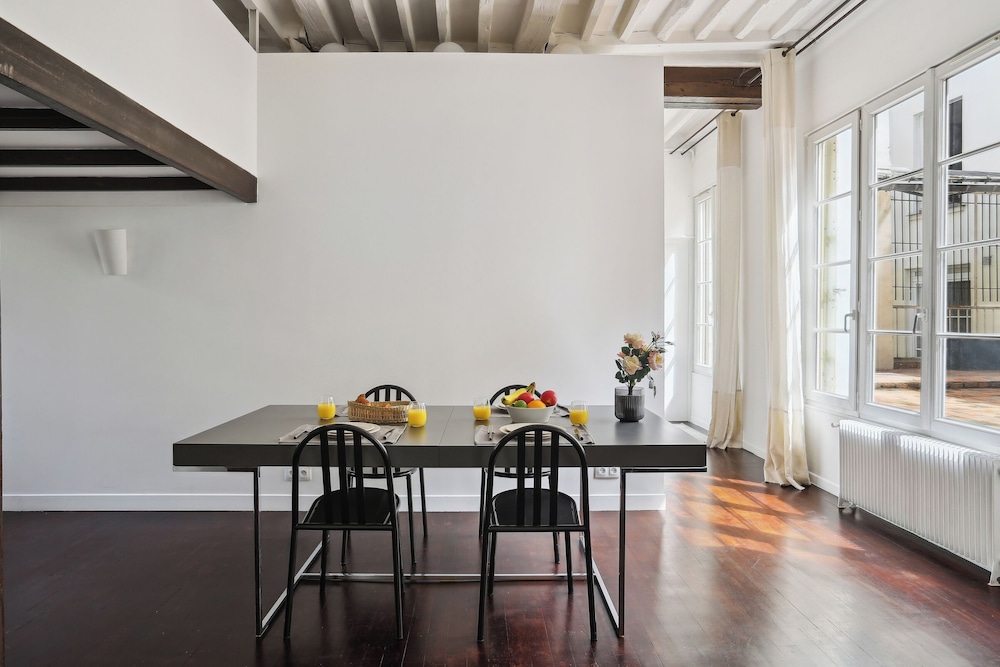 Cozy 2BR Near Saint-Germain & Luxembourg