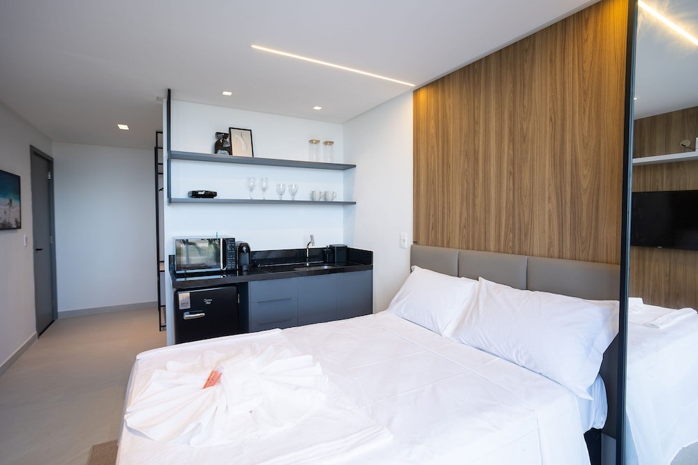 Breeze Residence By Carpediem