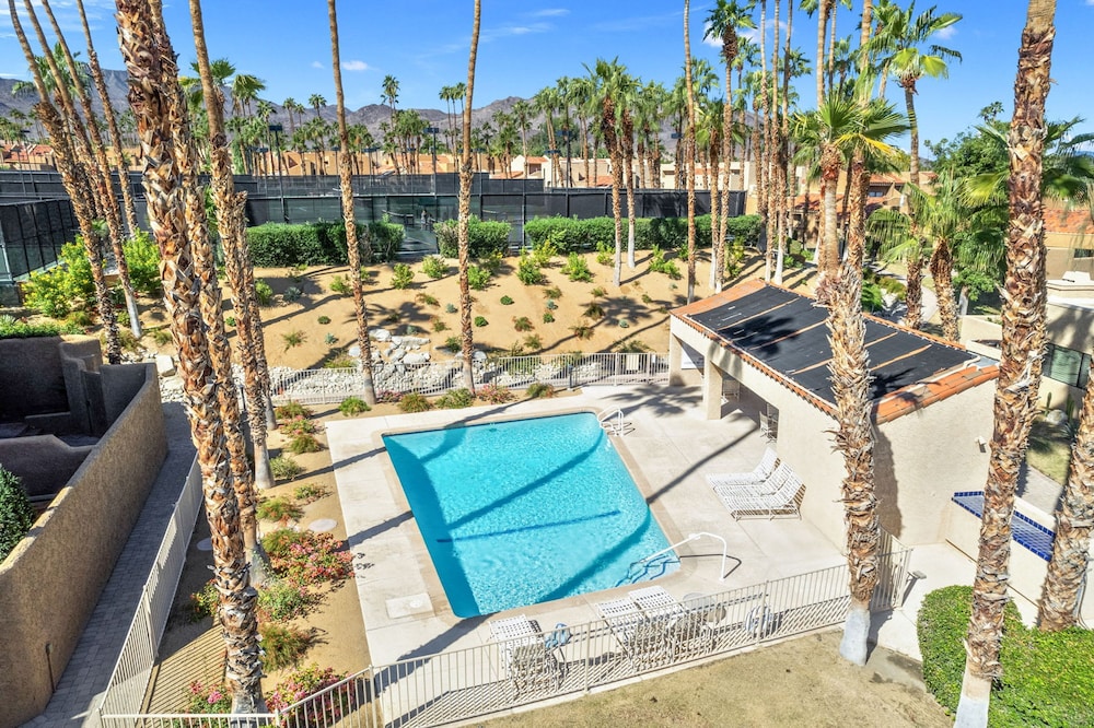 Ironwood Desert Retreat With Private Jacuzzi Scenic Views