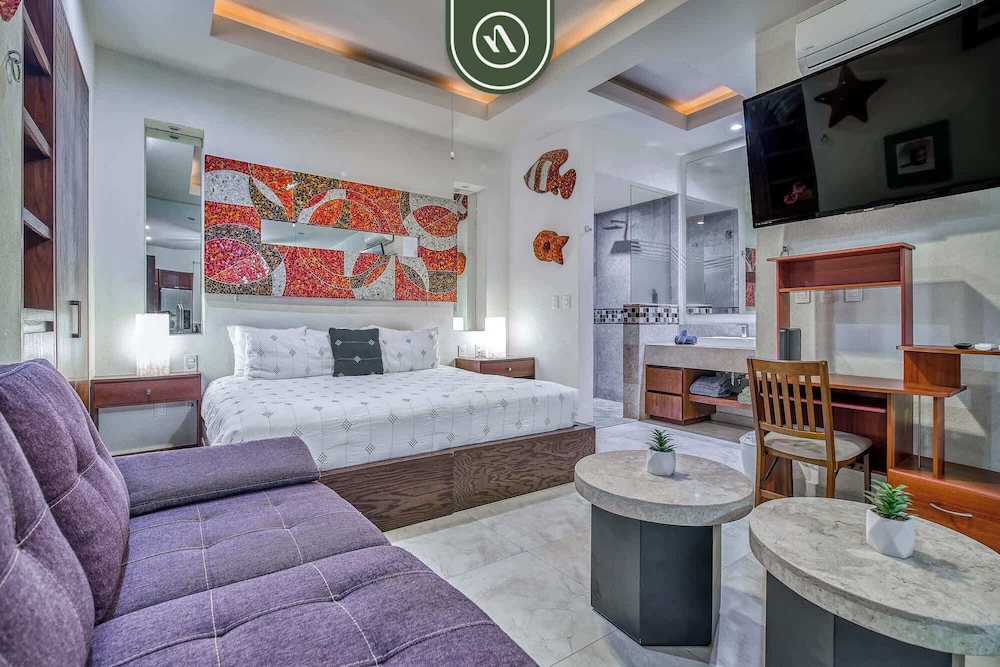 Studio in Romantic Zone - Rooftop Pool - King Bed