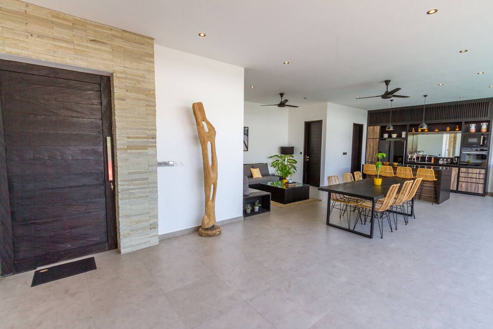 Villa Lys by Alfred in Bali - Charming 3BD Villa w Pool View Near Berawa Beach