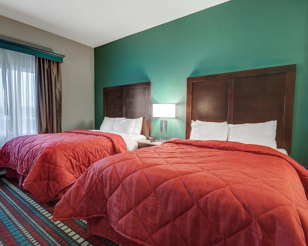 Hobbs Vacations - MainStay Suites - Property Image 13