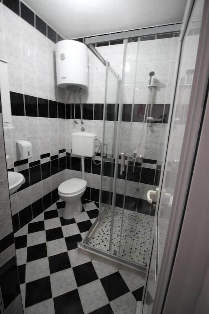 Apartments Cota