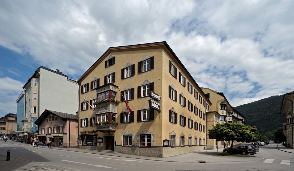 Photo 46