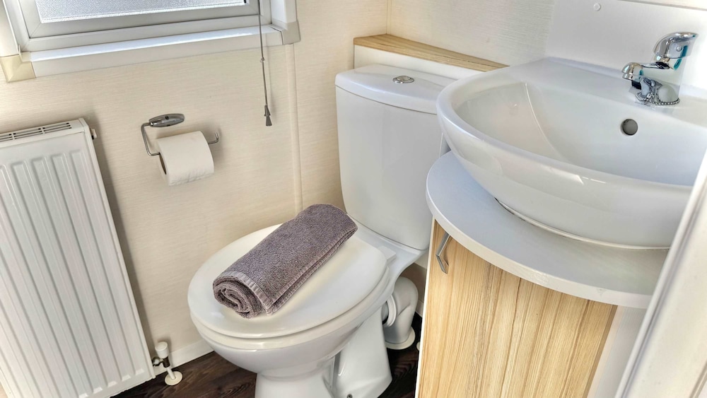 Marton Mere - 3 Bedroom Caravan