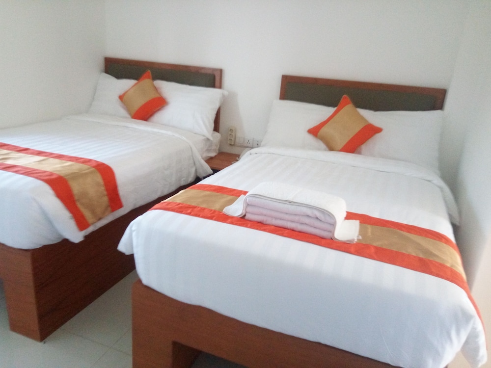 Arawa Traveller's Inn Makassar - Hostel view 3