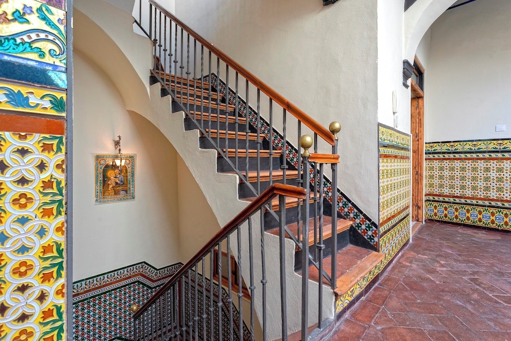 Sevillian House With Terrace. Augusto Plasencia