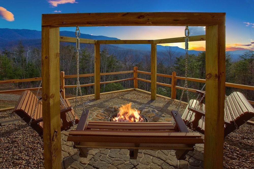 Grand View Apartment 4