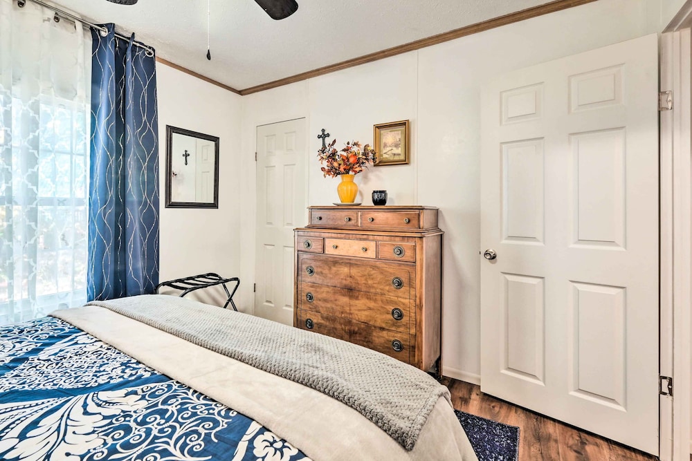Charming Blue Knob Home Near Golfing + Skiing view 2