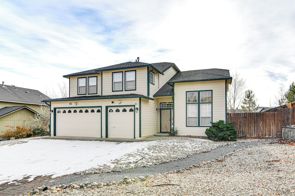 Family Reno Home w/ Game Room! 28 Mi to Ski Resort