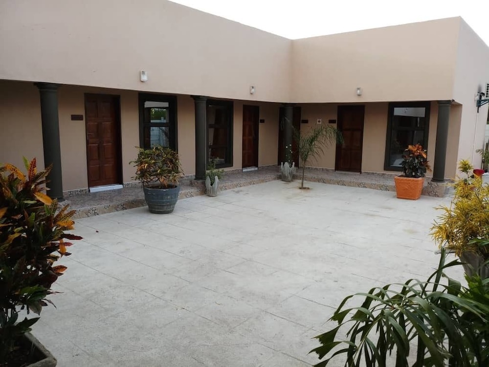 Bonjour Inn Guest House view 5