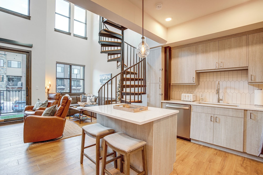 Walk to Cooper Creek Square: Condo w/ Hot Tub!