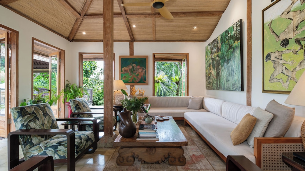 Rumah Melati Estate by Villa Finder
