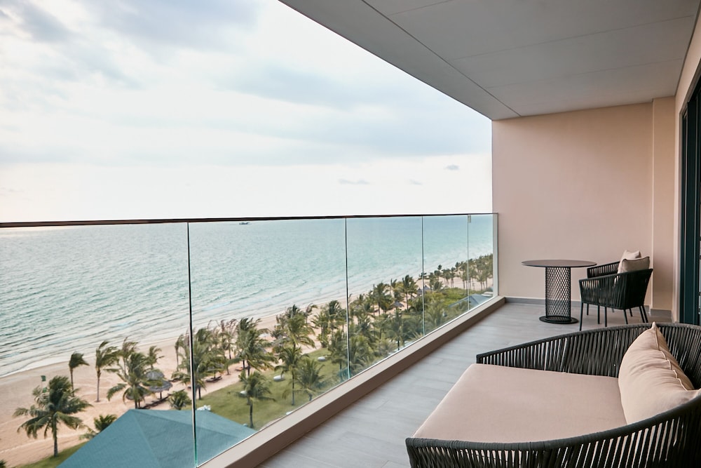 Crowne Plaza Phu Quoc Starbay by IHG 4