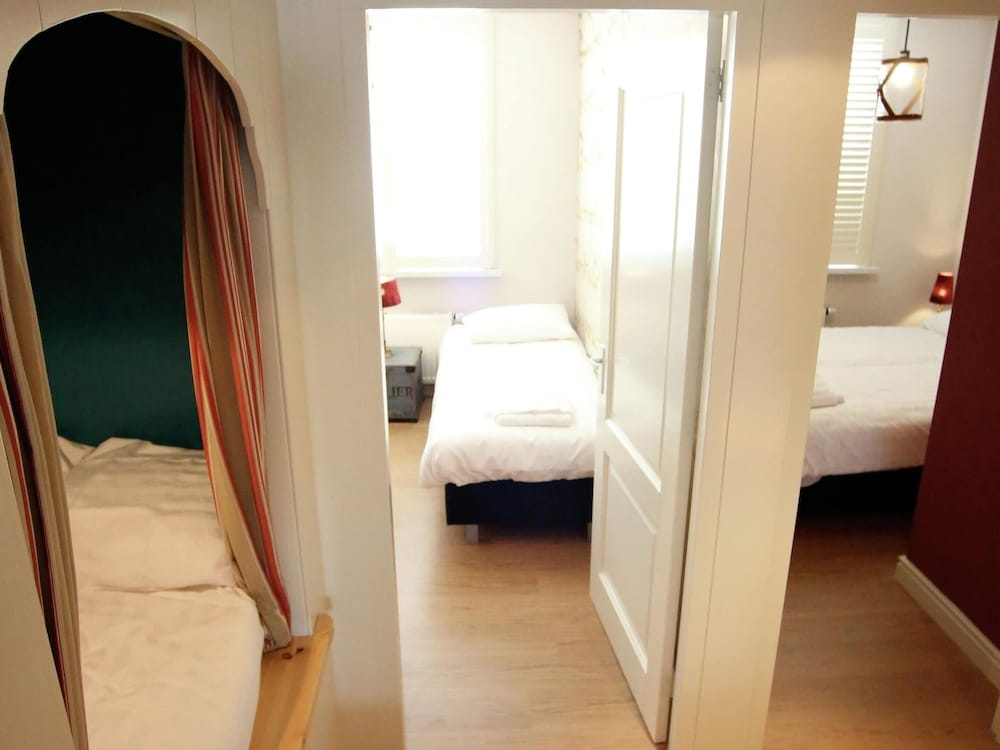 Luxury VOC Stay w/ Views view 3