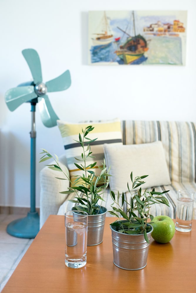 Mouras Resort - Luxury Maisonette Villas