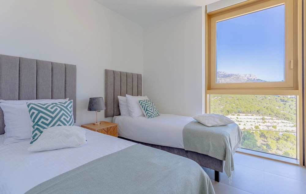 Apartments in Intempo by Leo Apartments
