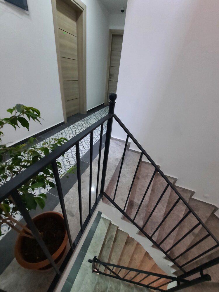 Adil Otel