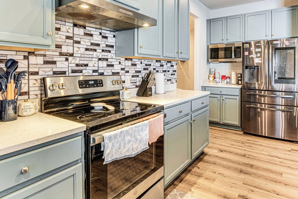 15 Mi to Dtwn Indianapolis: Family-friendly Home!