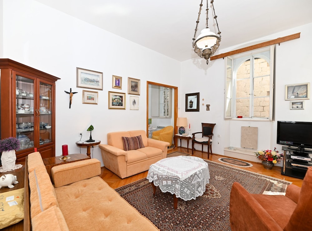 Palace Andreis
