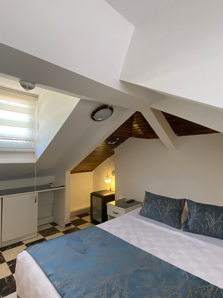 Castle Eski Şehir - Image 95