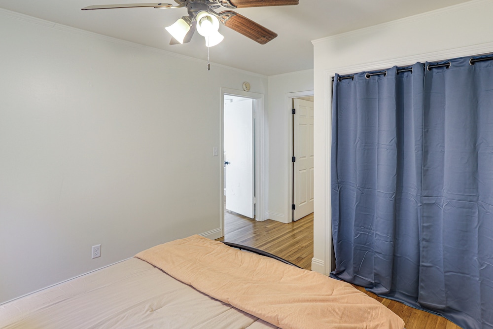 Walk to Ole Miss! Updated Home Near Oxford Square