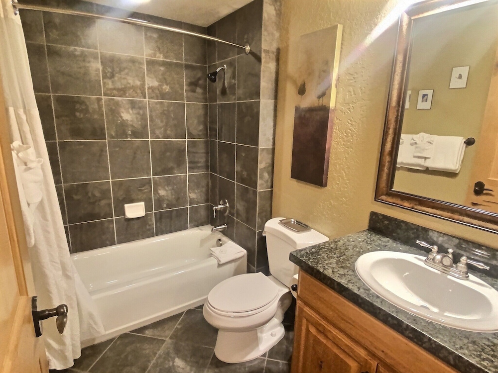 Silverado Sanctuary 2 Bedroom Condo