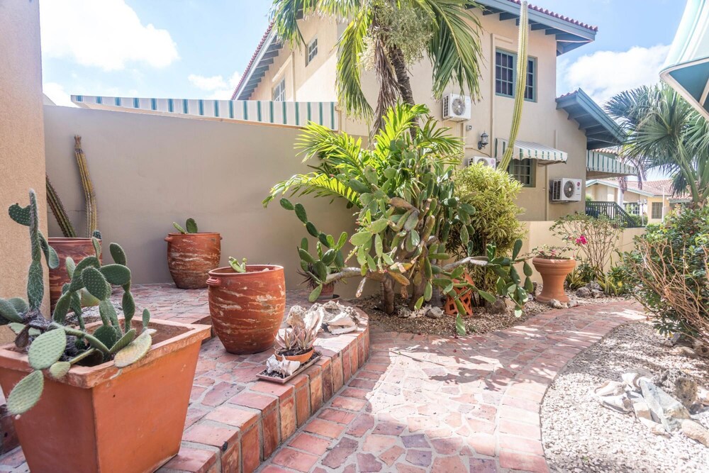 NEW Palma Real 5-F Suitable for 5 Persons