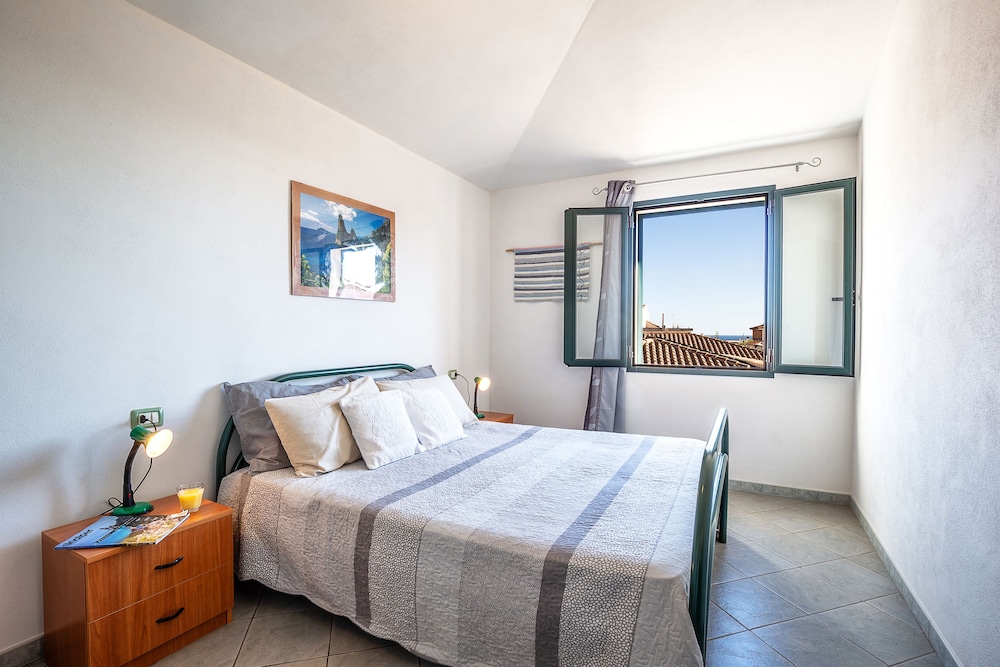 Residence Verde Navarrese B view 2