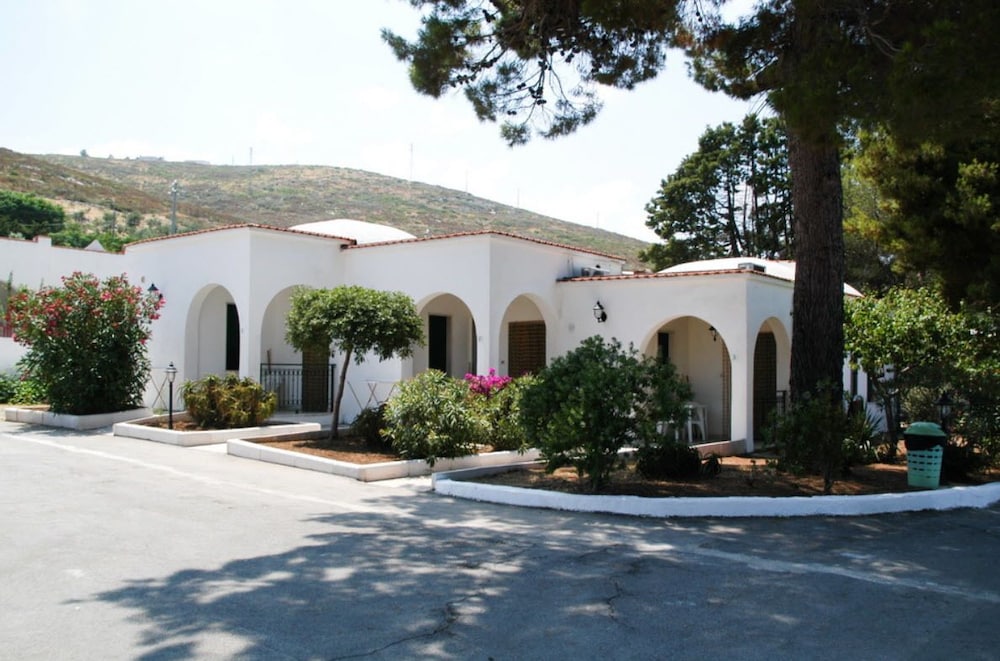 Villaggio Turistico Valle Scinni