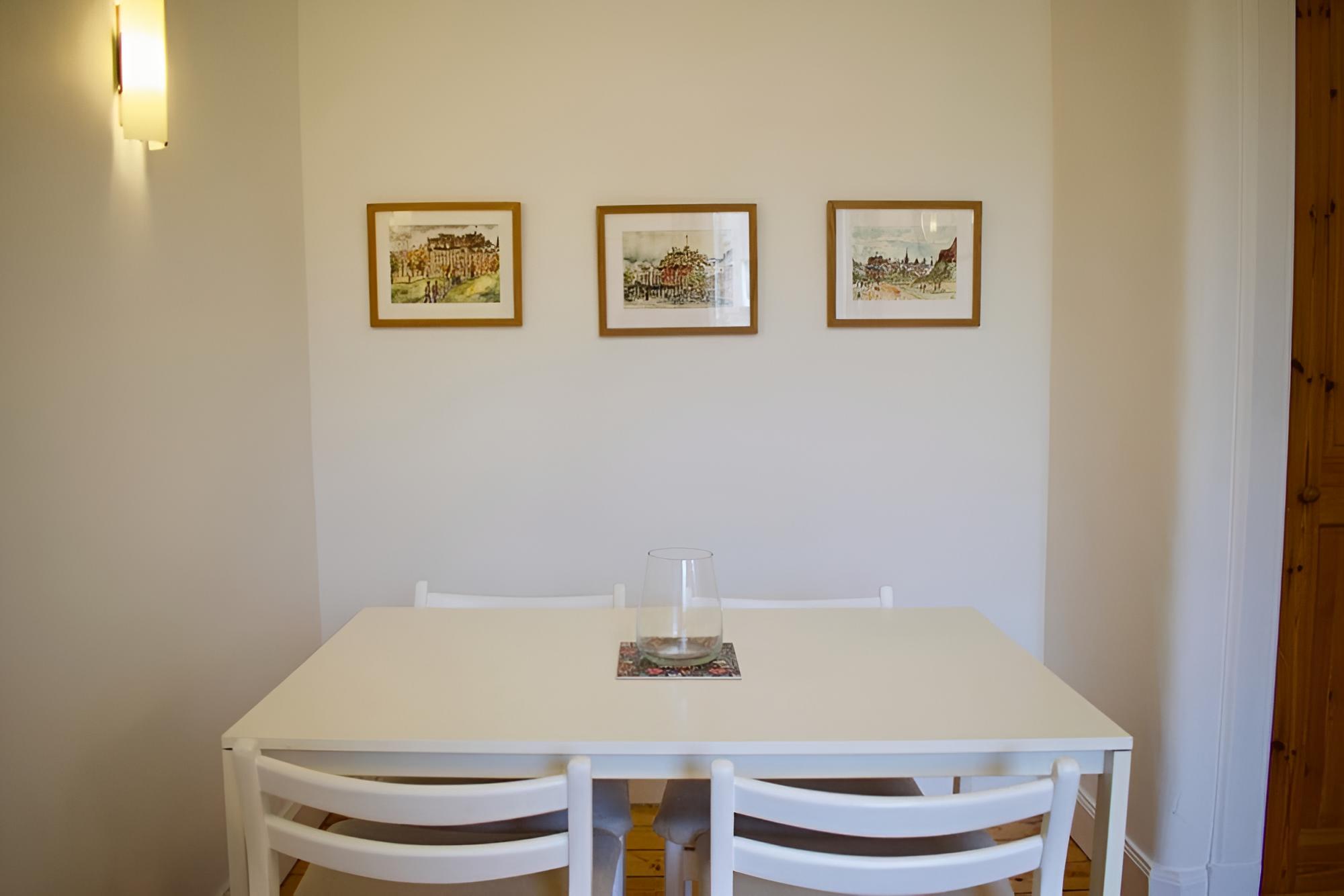 Comfortable and Central One Bed view 4