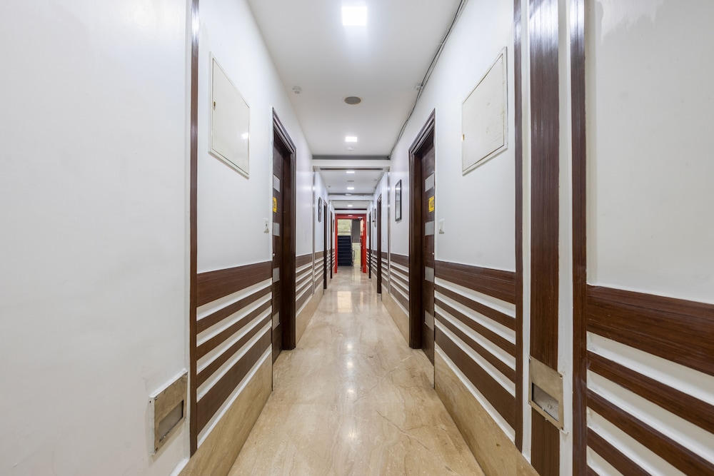 Hotel Downtown by Quadis - East of Kailash