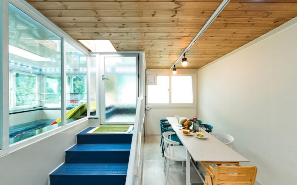 Gapyeong Shinbi Kids Pool Villa