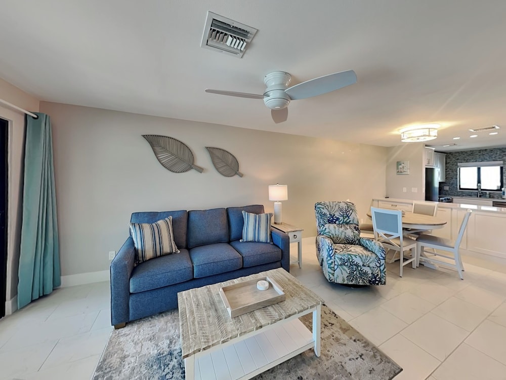 Seaside 5 by Distinctive Beach Rentals
