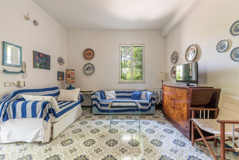 Isola delle Femmine Apartments by Wonderful Italy