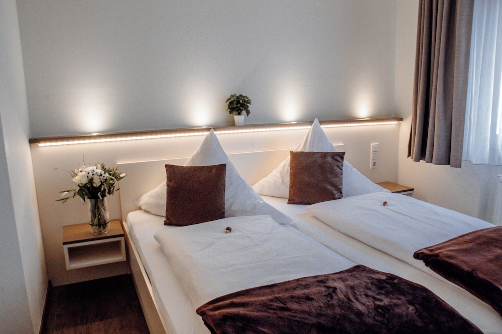 Berlin Vacations - Central Hotel Garni - Property Image 27