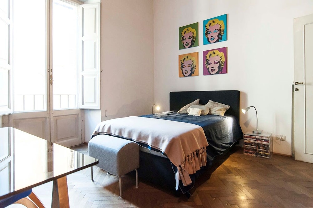 Rome an Aristocratic Apartment in Historic Palace Near the Piazza Navona