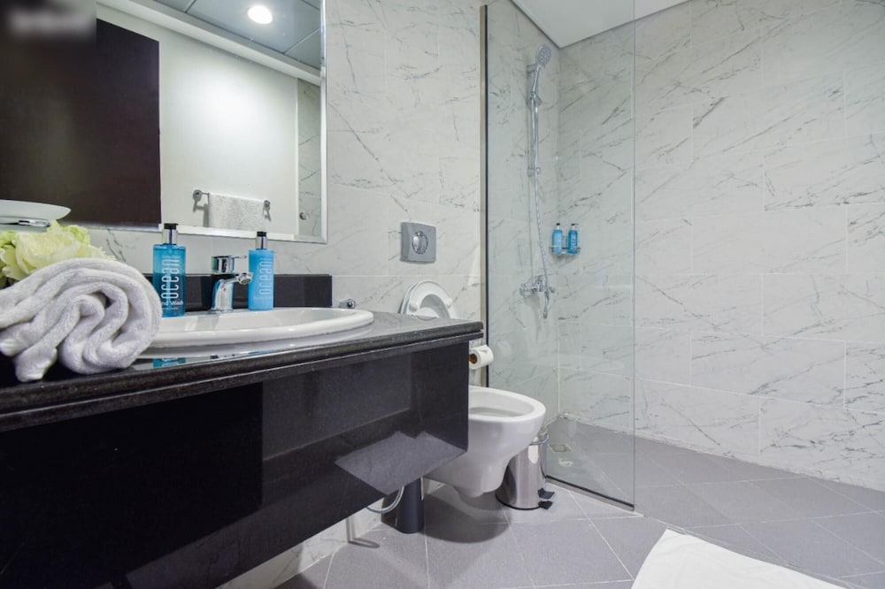 Deluxe 1BR in Dubai South