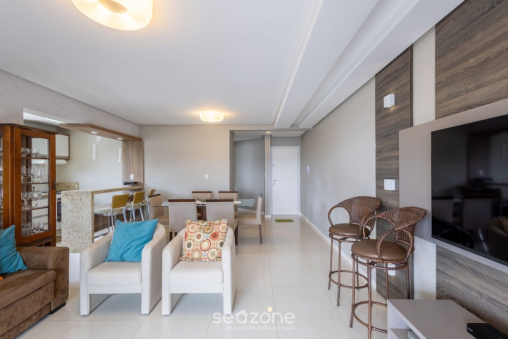 Sea View Apartment w Barbecue in Bombinhas Lga0201