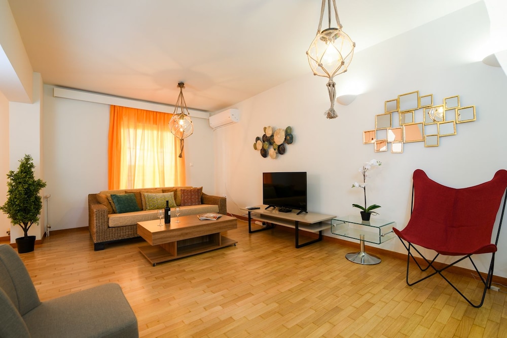 A Diamont of 140 m2 Apt