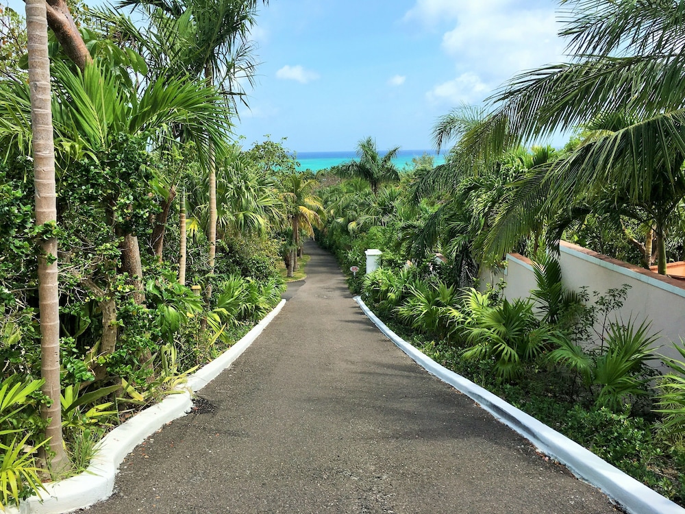 Nassau - Paradise Island Vacations - Ocean West Boutique Hotel - Property Image 48