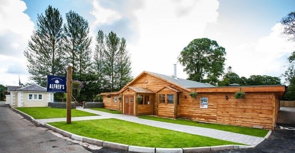 Moffat Manor Holiday Resort