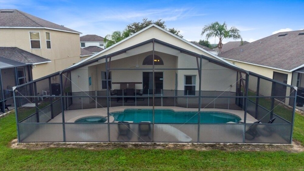 Gated 4 Bed With Pool And Spa Close To Disney 4 Bedroom Villa