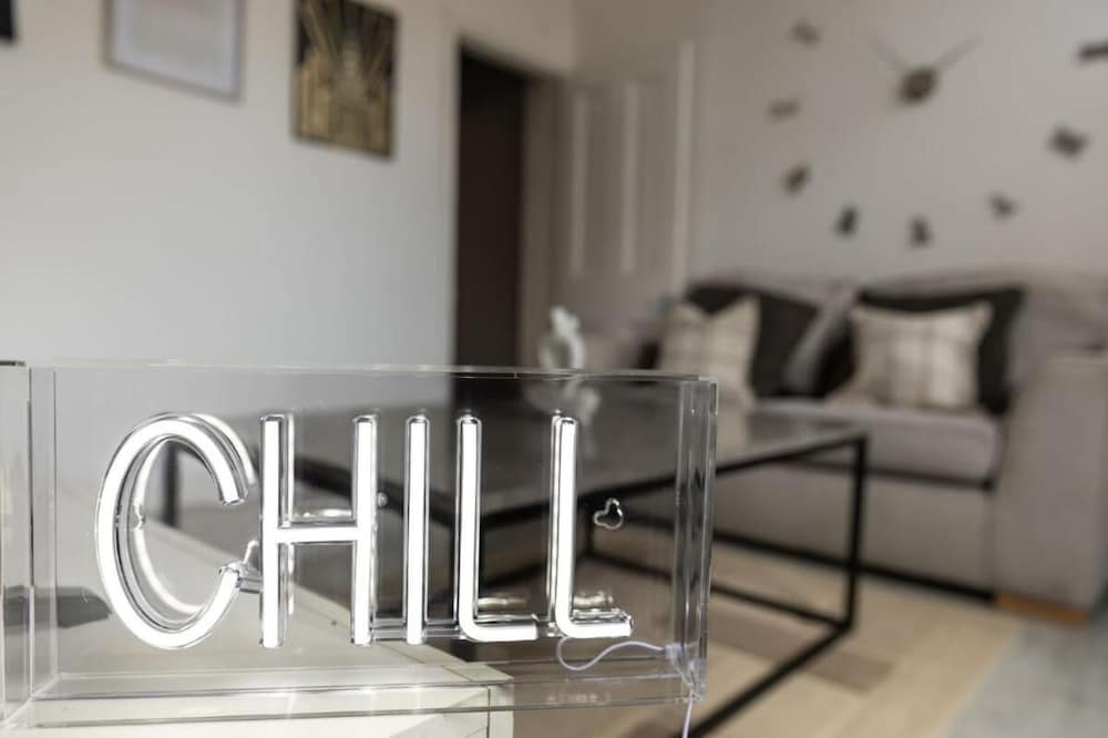 2 Bedroom Cossy Detached Property