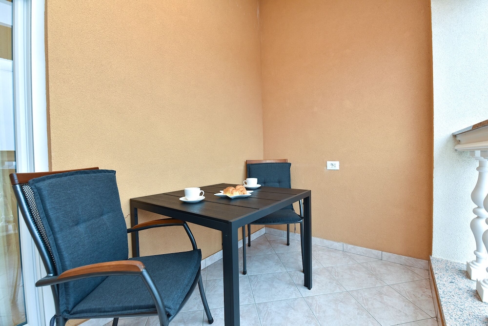 Apartments 2310