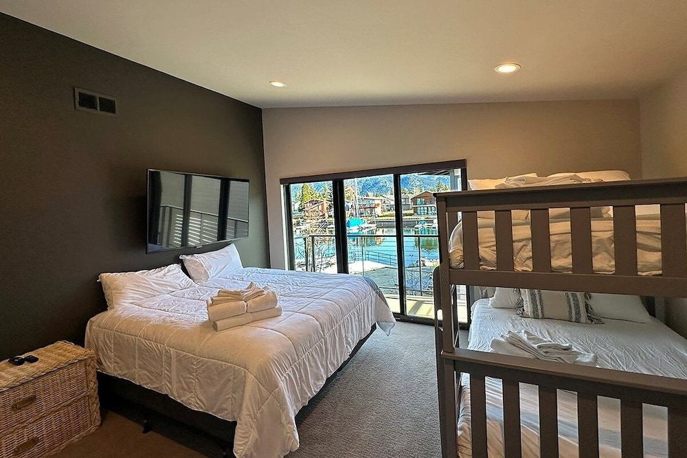 2030 Marconi Way 5 Bedroom Home