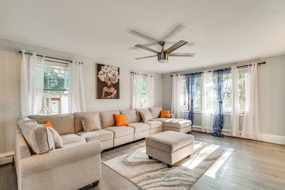 2 Mi to Town: Home w/ Patio & Yard in Waterbury!
