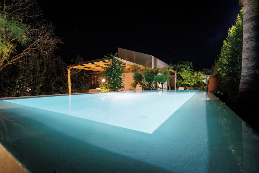 Laranjal Farm House