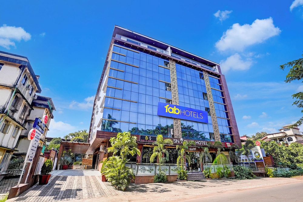 FabHotel Prime SN Blue