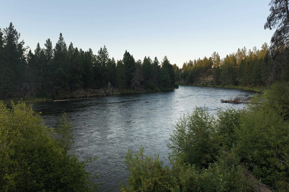 Amazing Riverfront on the Water- Big Sky Bend